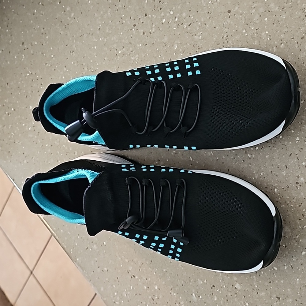 Omega Shoes size 8.5 - Picture 4 of 4